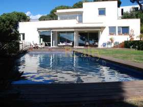 Superb chalet in Alella, near Barcelona and beach