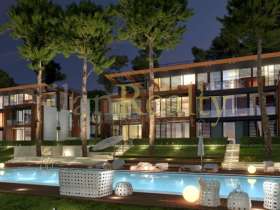 Продаются эксклюзивные апартаменты в престижной зоне Плайя де Аро в 200 метрах от моря