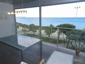 High quality apartment duplex with sea views on the seafront of Playa de Aro.