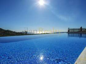 Trois étages de luxe en vente et en location face à la mer à Playa de Aro, Mas Nou