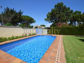 House with private pool for sale in L'Escala, Costa Brava