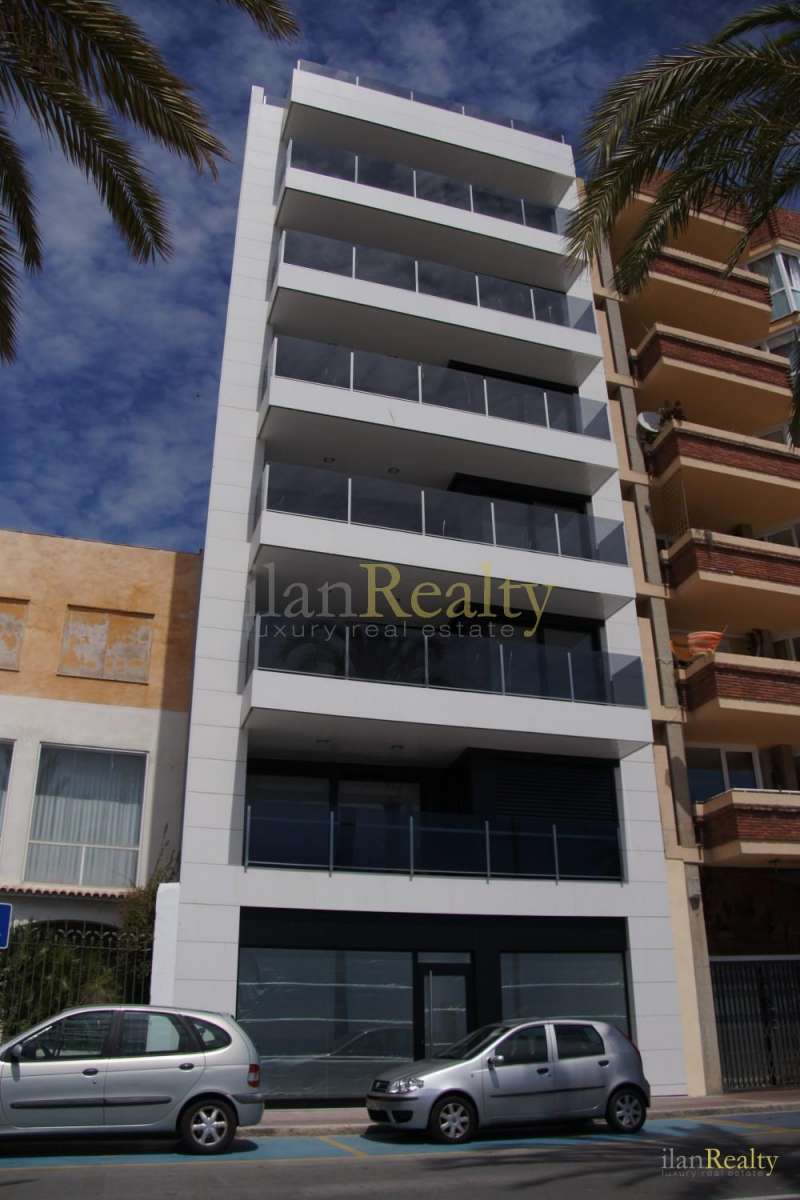 Primera línea de mar y nuevo en Lloret de Mar a la venta, Costa Brava