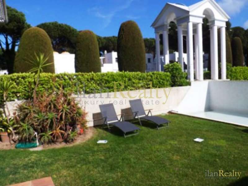 Luxury rental holiday surrounded by golf courses and beahes in Pals, Costa Brava